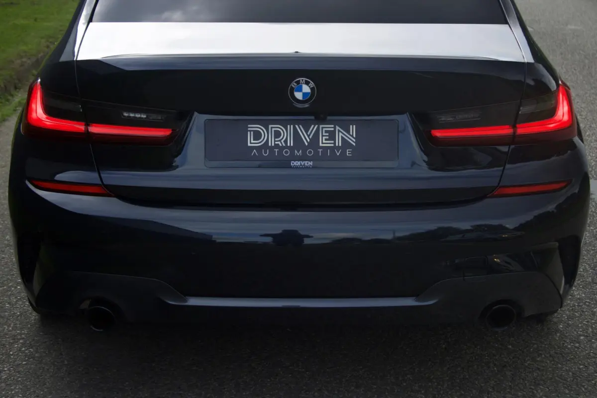 330i High Executive