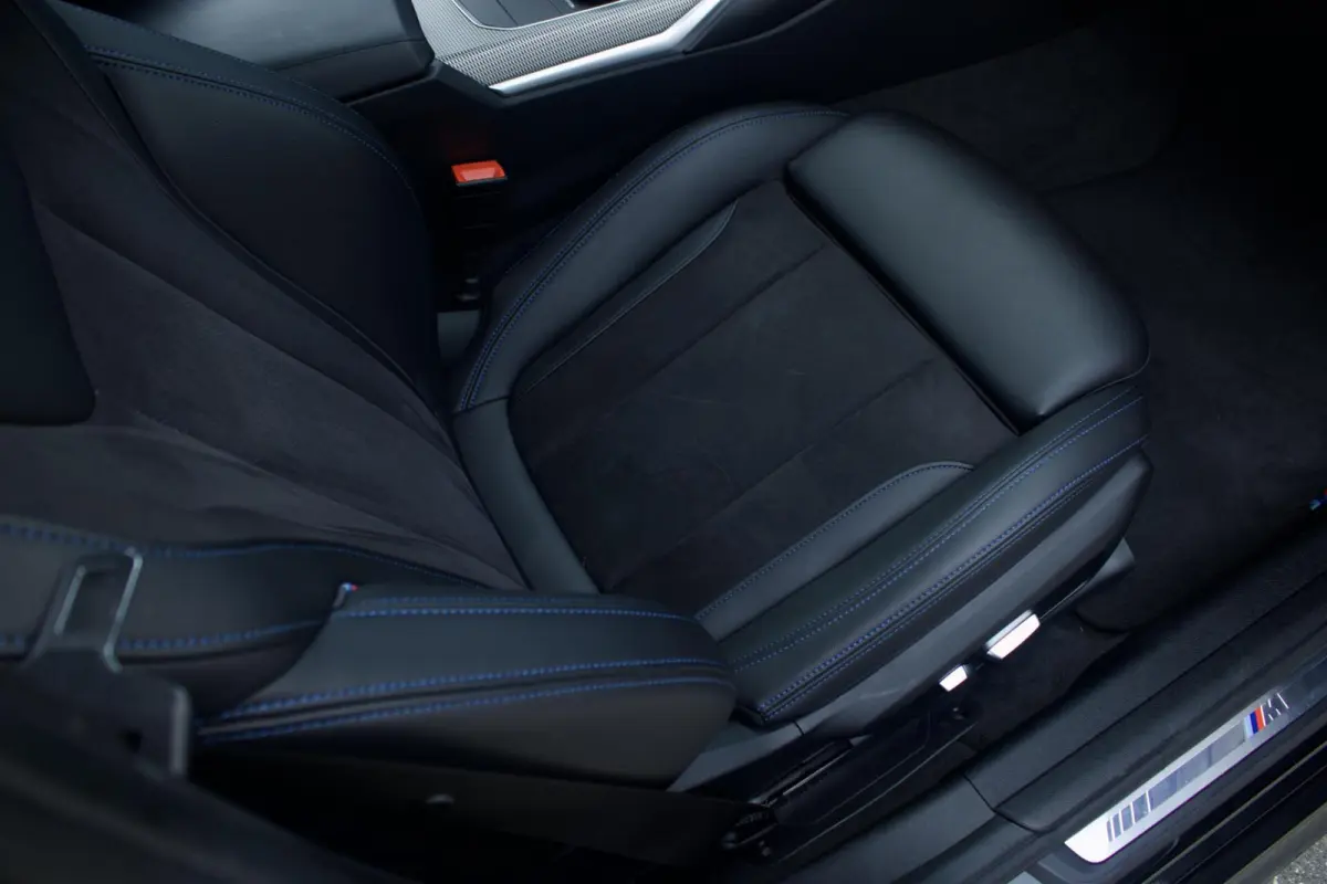 330i High Executive