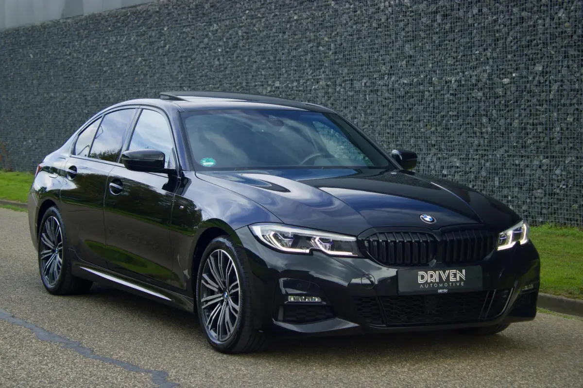 330i High Executive