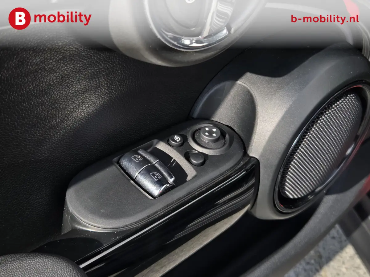 Camden Edition 33 kWh Warmtepomp SOH 99% Snelladen NL Auto! | Sportstoelen | Stoelverwarming | LED | Driving Assist. | DAB