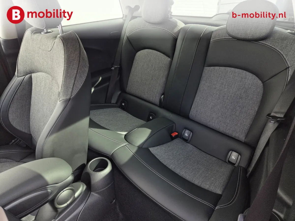 Camden Edition 33 kWh Warmtepomp SOH 99% Snelladen NL Auto! | Sportstoelen | Stoelverwarming | LED | Driving Assist. | DAB