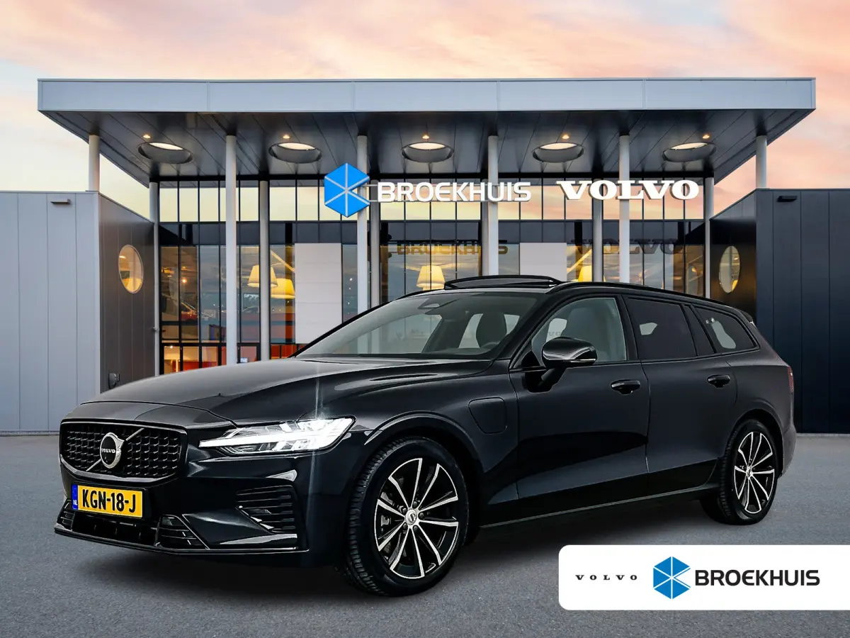 T8 Recharge Plus Dark | 18" | Panoramadak | Head-Up | Trekhaak | Elektr. verst. Sportstoelen | 360 Camera | Stoel/Stuur/Achterbankverwarming