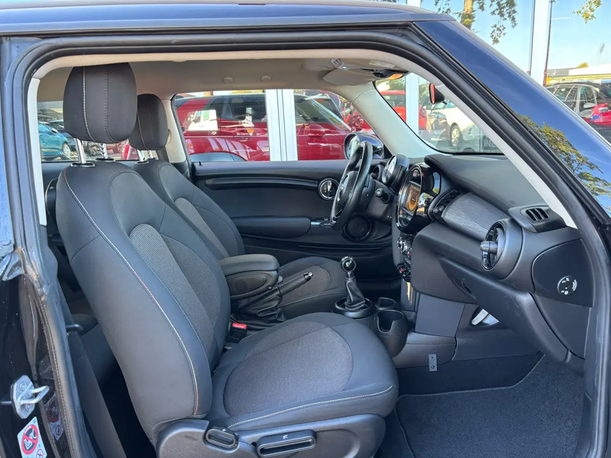 1.5 Cooper Business | Bluetooth | Navi | Cruise | Airco
