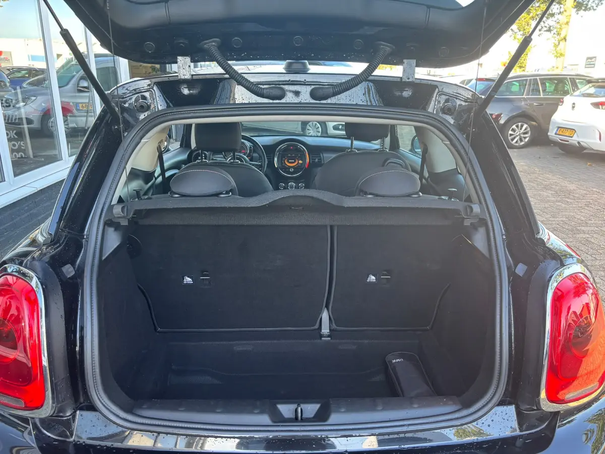1.5 Cooper Business | Bluetooth | Navi | Cruise | Airco