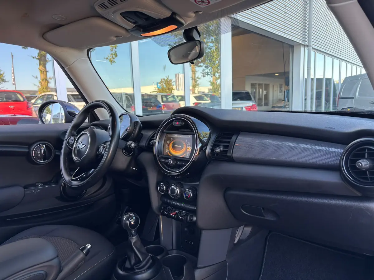 1.5 Cooper Business | Bluetooth | Navi | Cruise | Airco