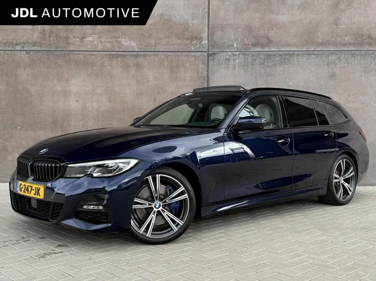 330i Introduction High Executive Edition | BMW Individual | Trekhaak | Adaptieve Cruise | H&K | 360' Camera |