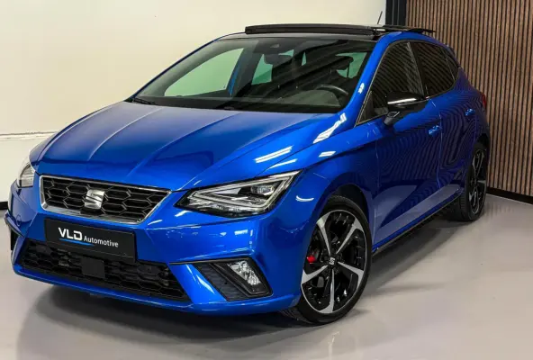 1.0 TSI FR LED PANO BEATS CAM CARPLAY ALCANTARA