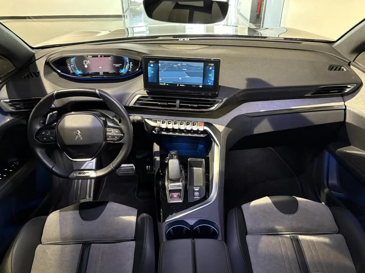 1.6 HYbrid 225PK GT|Black Pack|PANODAK|Focal|360|Carplay|Navi|PDC|ACC|Side assist|Lane Assist|