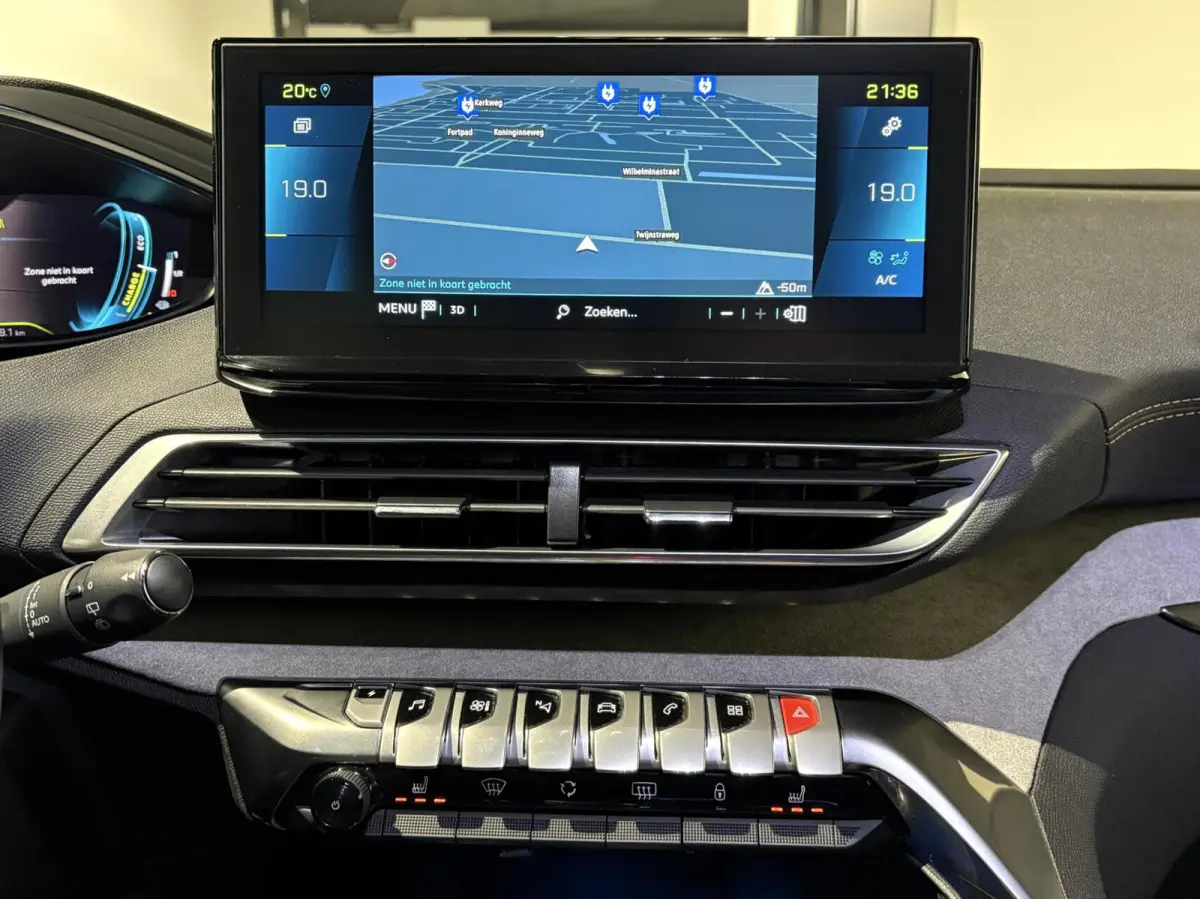 1.6 HYbrid 225PK GT|Black Pack|PANODAK|Focal|360|Carplay|Navi|PDC|ACC|Side assist|Lane Assist|