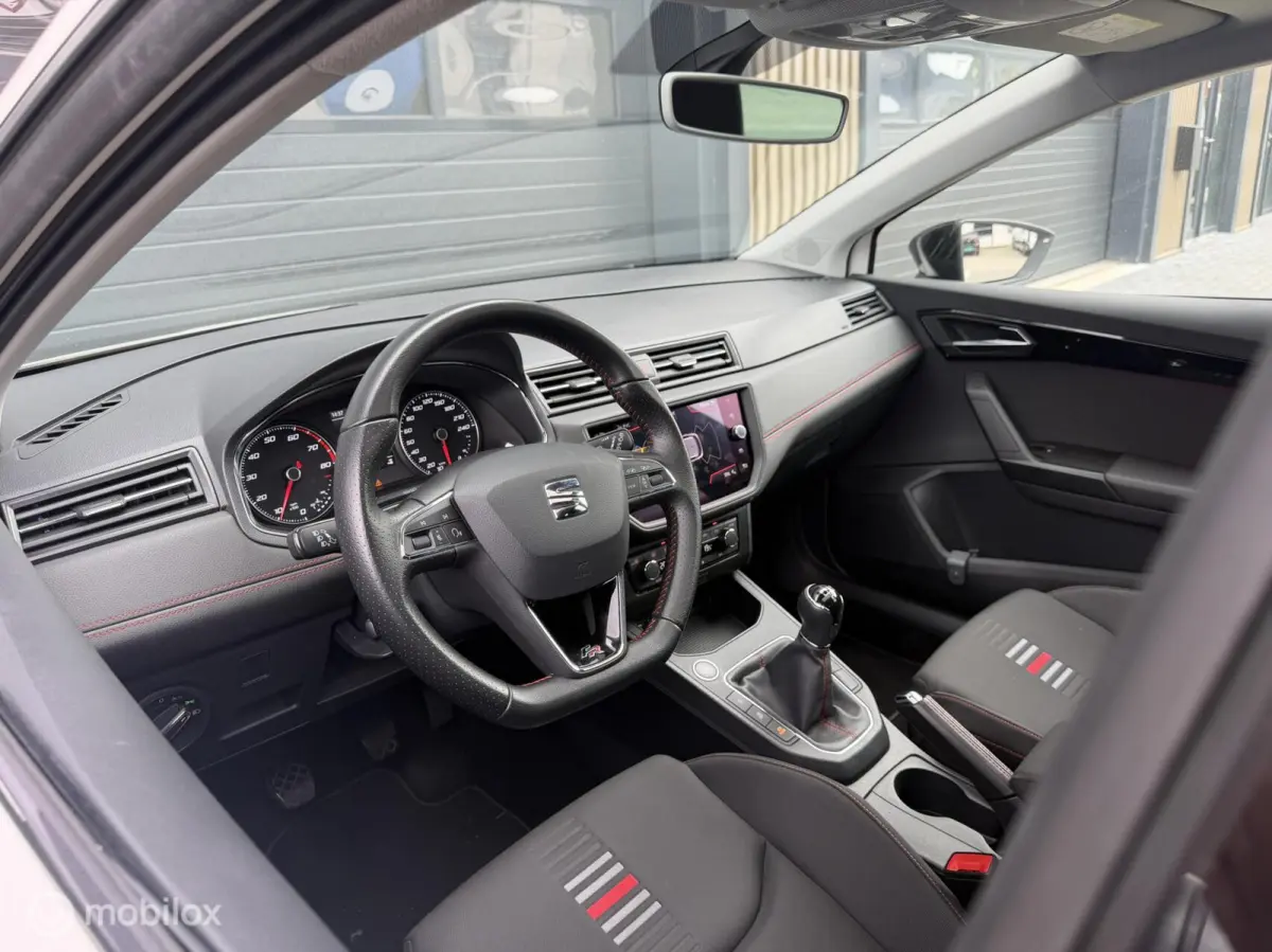 1.0 TSI FR Business Intense | LED | Pano | ACC