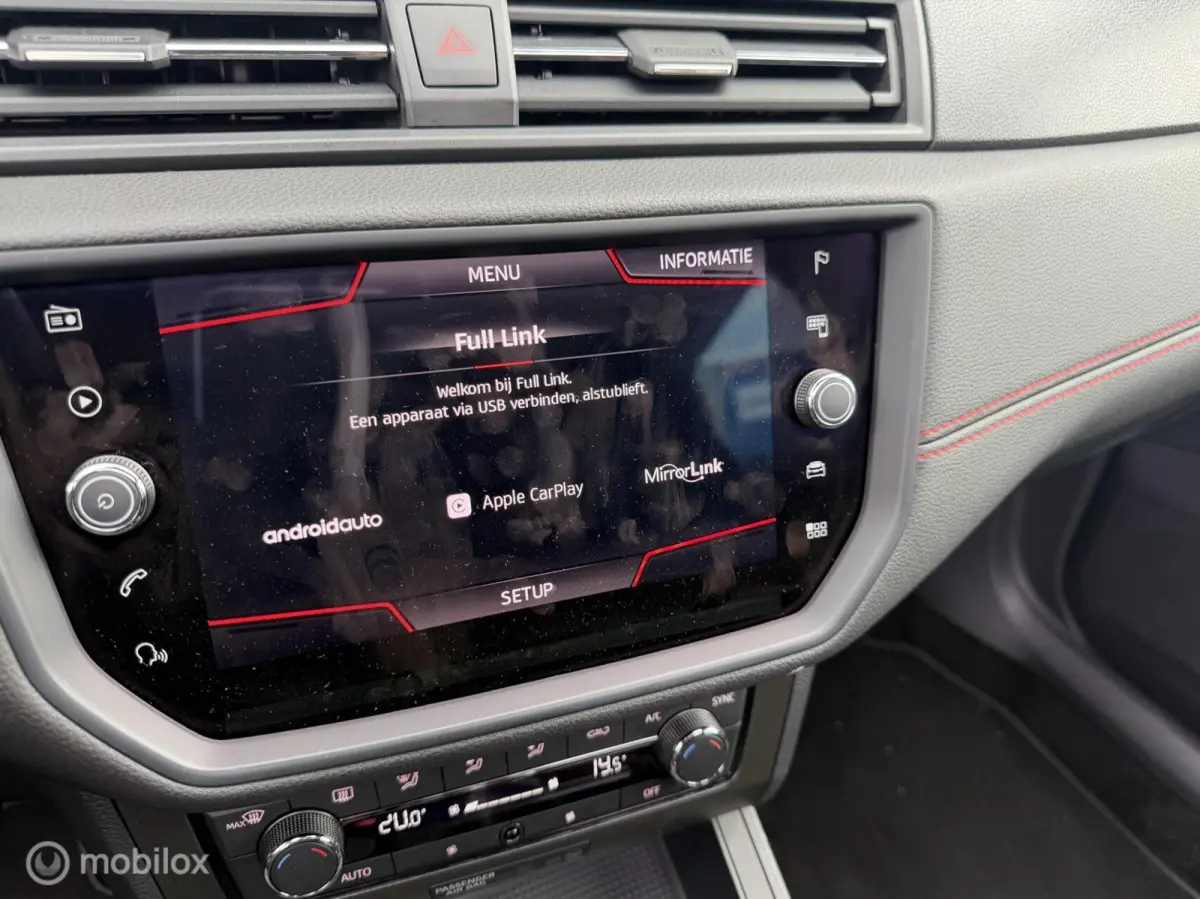 1.0 TSI FR Business Intense | LED | Pano | ACC