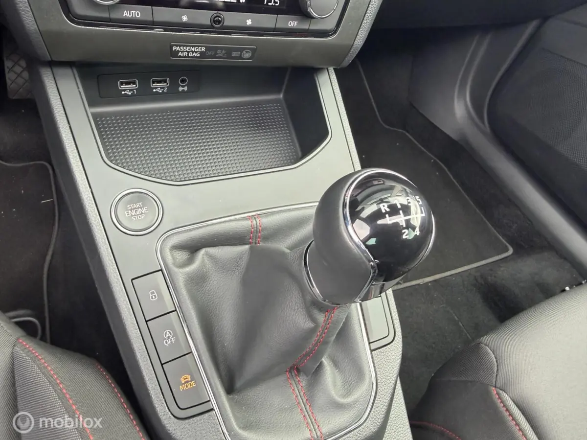 1.0 TSI FR Business Intense | LED | Pano | ACC