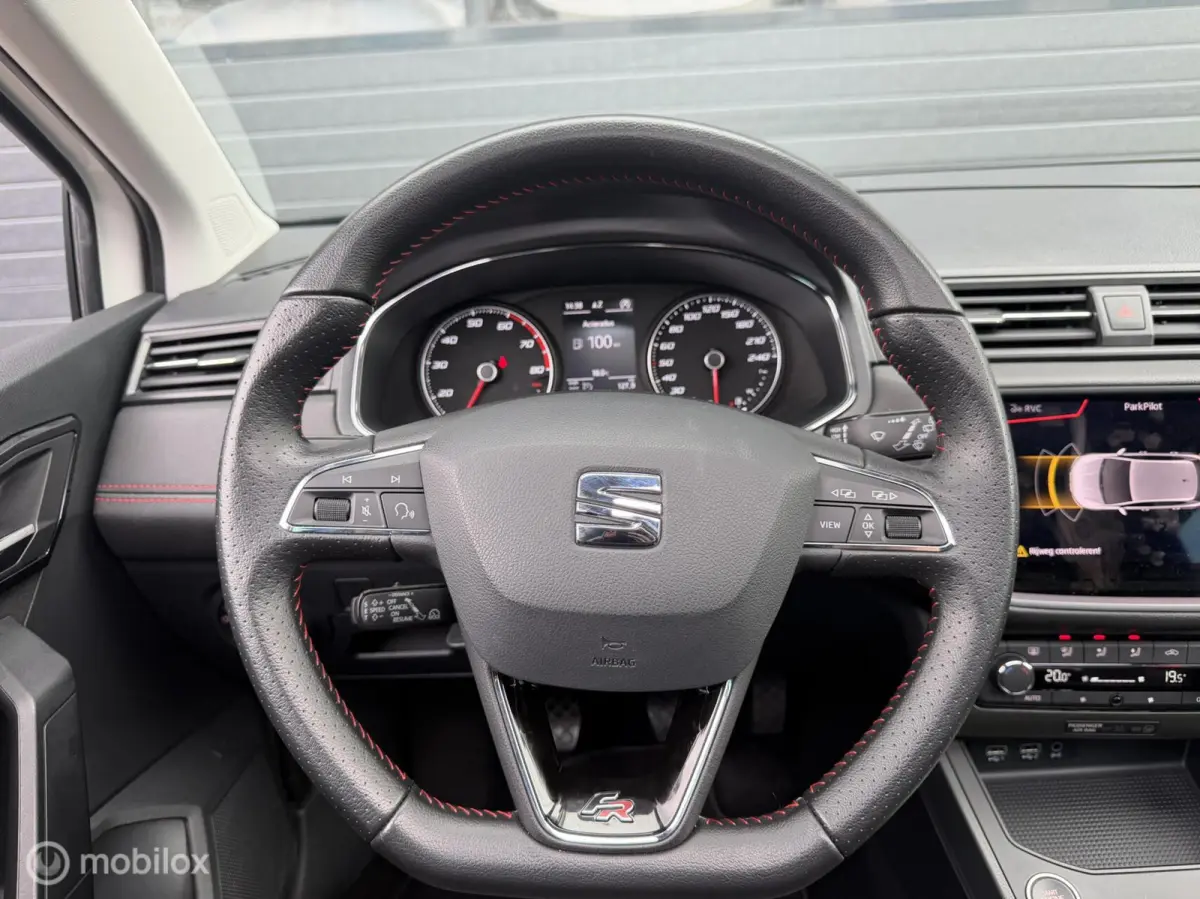1.0 TSI FR Business Intense | LED | Pano | ACC