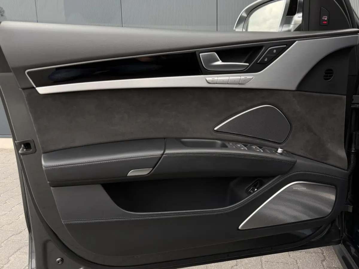 4.0 TFSI Quattro Keramisch - Schuifdak - Led - B&O High End Audio - Nachtzicht