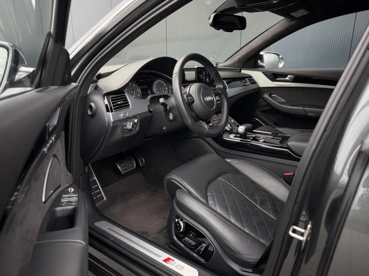 4.0 TFSI Quattro Keramisch - Schuifdak - Led - B&O High End Audio - Nachtzicht