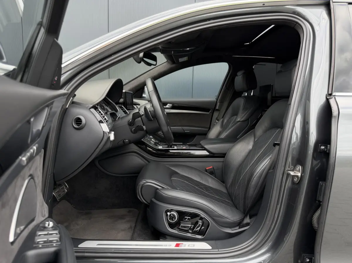 4.0 TFSI Quattro Keramisch - Schuifdak - Led - B&O High End Audio - Nachtzicht