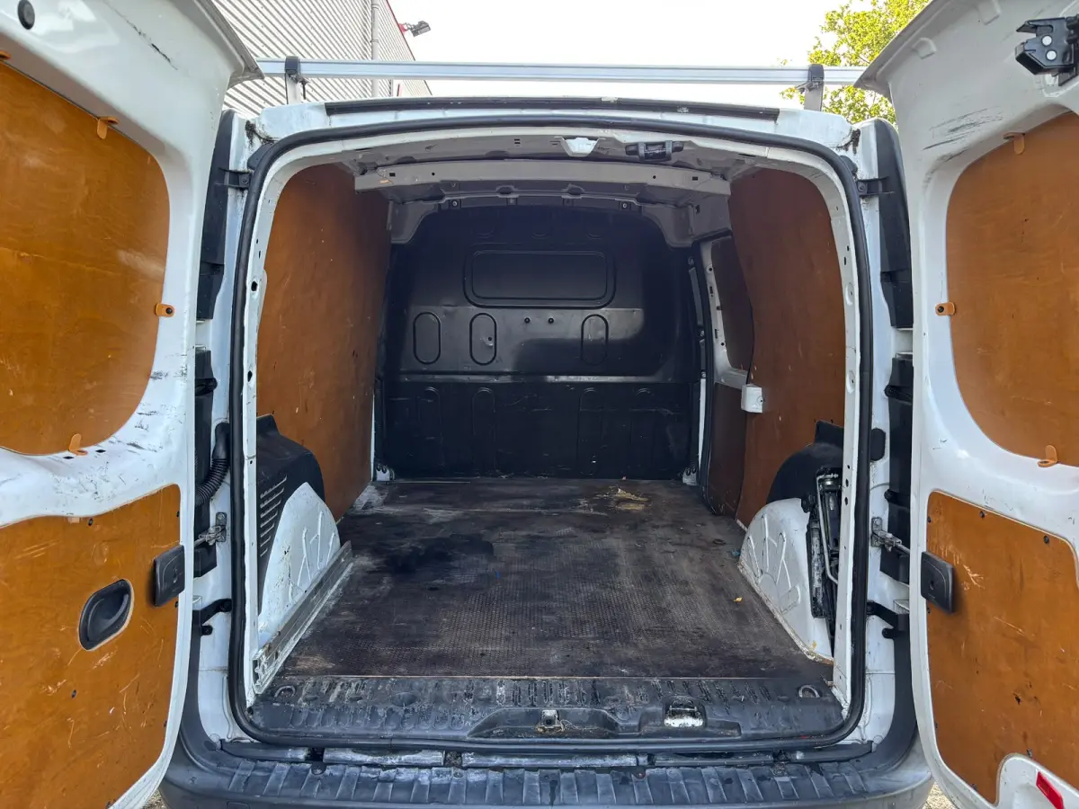 109 CDI Extra Lang | Trekhaak | Bluetooth | Cruise | Airco
