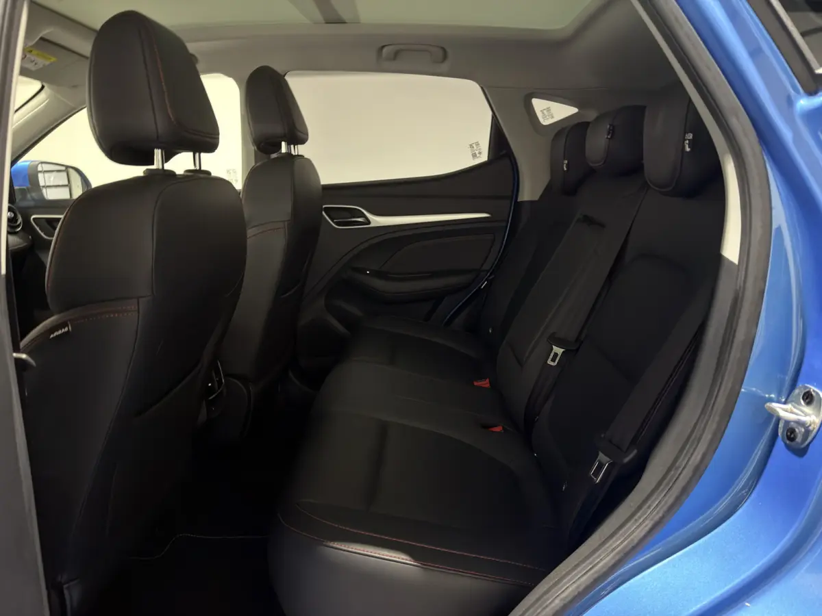 Standard Range Comfort 50 kWh | ACC | Keyless | Apple Carplay - Android Auto