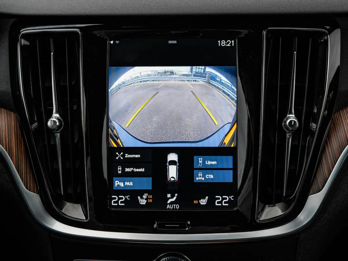 2.0 D4 Inscription | Panoramadak | Intellisafe Pro Line | 360 Camera | HUD |Standkachel | Harman/kardon | Leder | LED | Memory | 19" | Dealeronderhouden