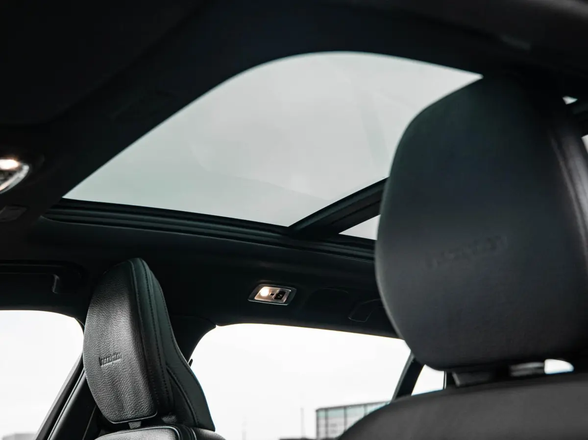 2.0 D4 Inscription | Panoramadak | Intellisafe Pro Line | 360 Camera | HUD |Standkachel | Harman/kardon | Leder | LED | Memory | 19" | Dealeronderhouden