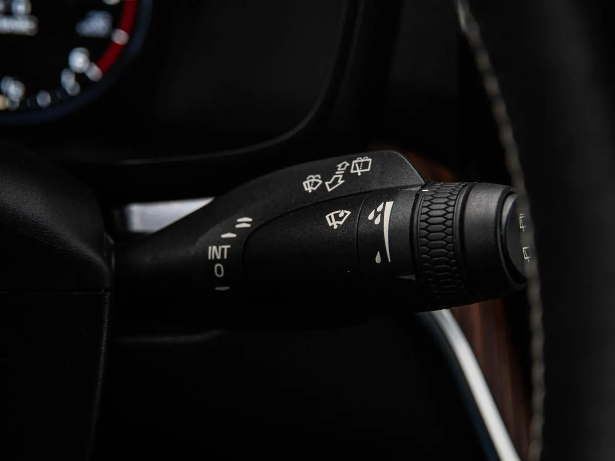 2.0 D4 Inscription | Panoramadak | Intellisafe Pro Line | 360 Camera | HUD |Standkachel | Harman/kardon | Leder | LED | Memory | 19" | Dealeronderhouden