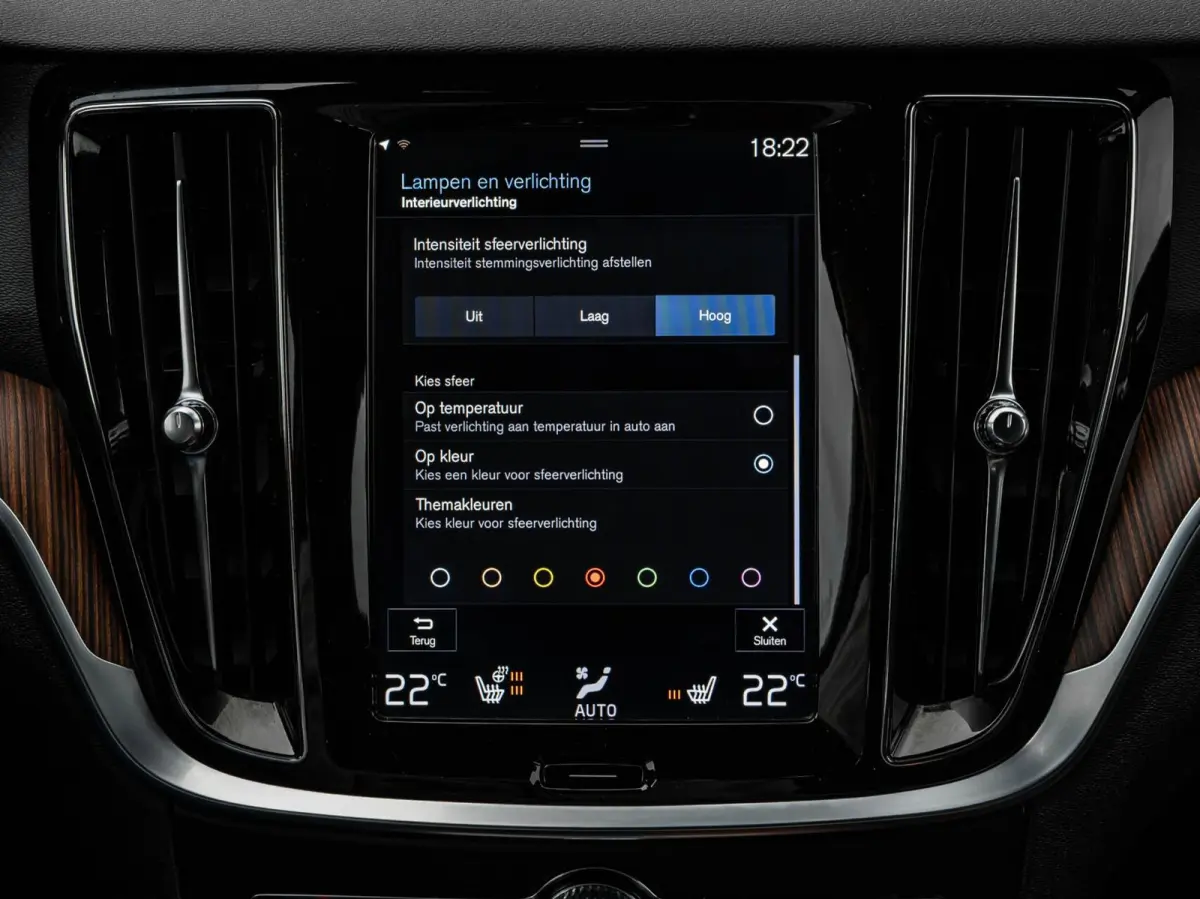 2.0 D4 Inscription | Panoramadak | Intellisafe Pro Line | 360 Camera | HUD |Standkachel | Harman/kardon | Leder | LED | Memory | 19" | Dealeronderhouden
