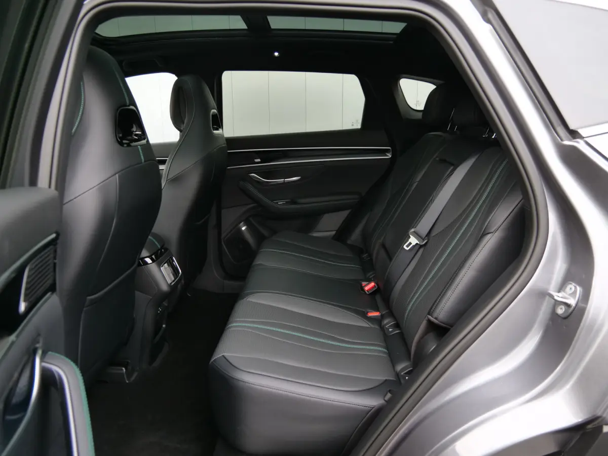 1.5 DM-i FWD Comfort 218 Pk 26,6 kWh PHEV Leder / Panoramadak / 125 km elektr. actieradius