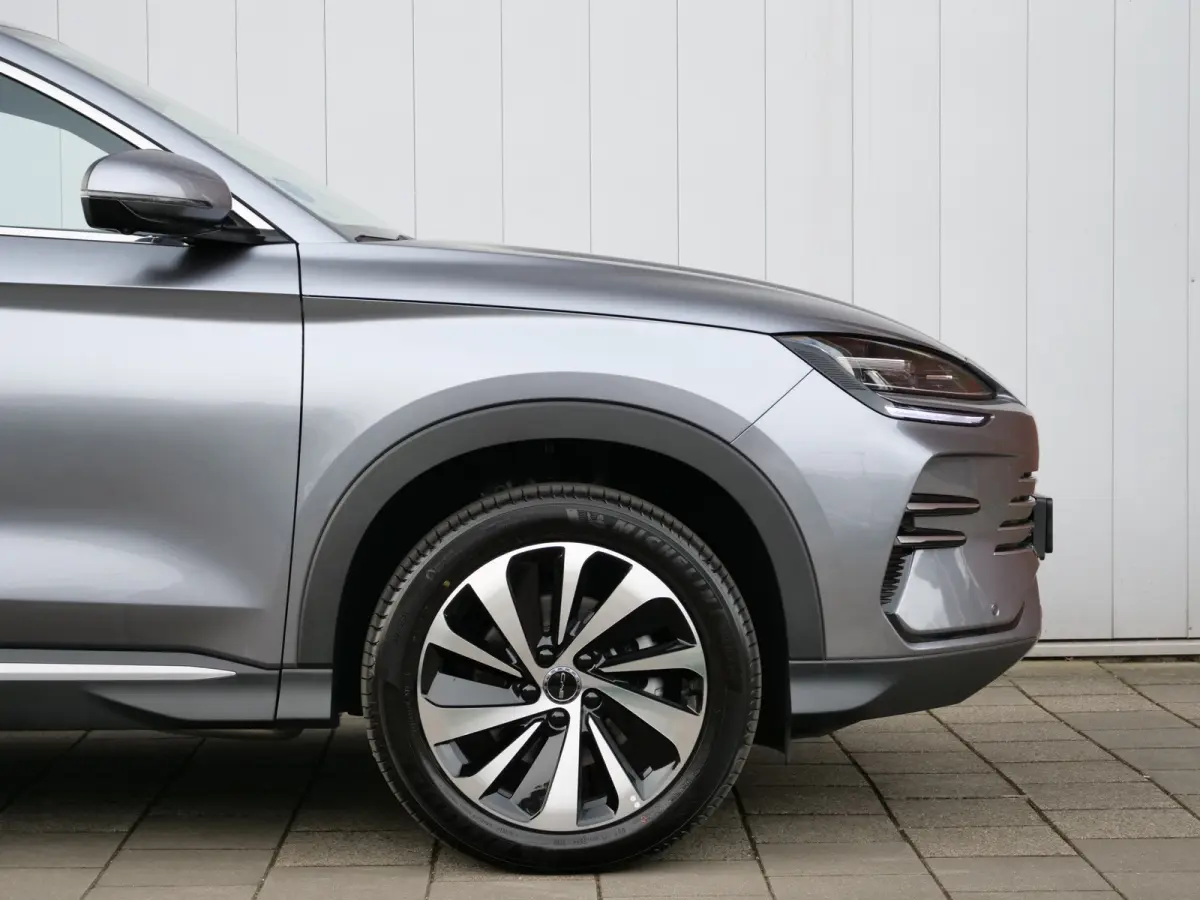 1.5 DM-i FWD Comfort 218 Pk 26,6 kWh PHEV Leder / Panoramadak / 125 km elektr. actieradius