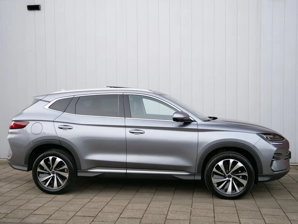 1.5 DM-i FWD Comfort 218 Pk 26,6 kWh PHEV Leder / Panoramadak / 125 km elektr. actieradius