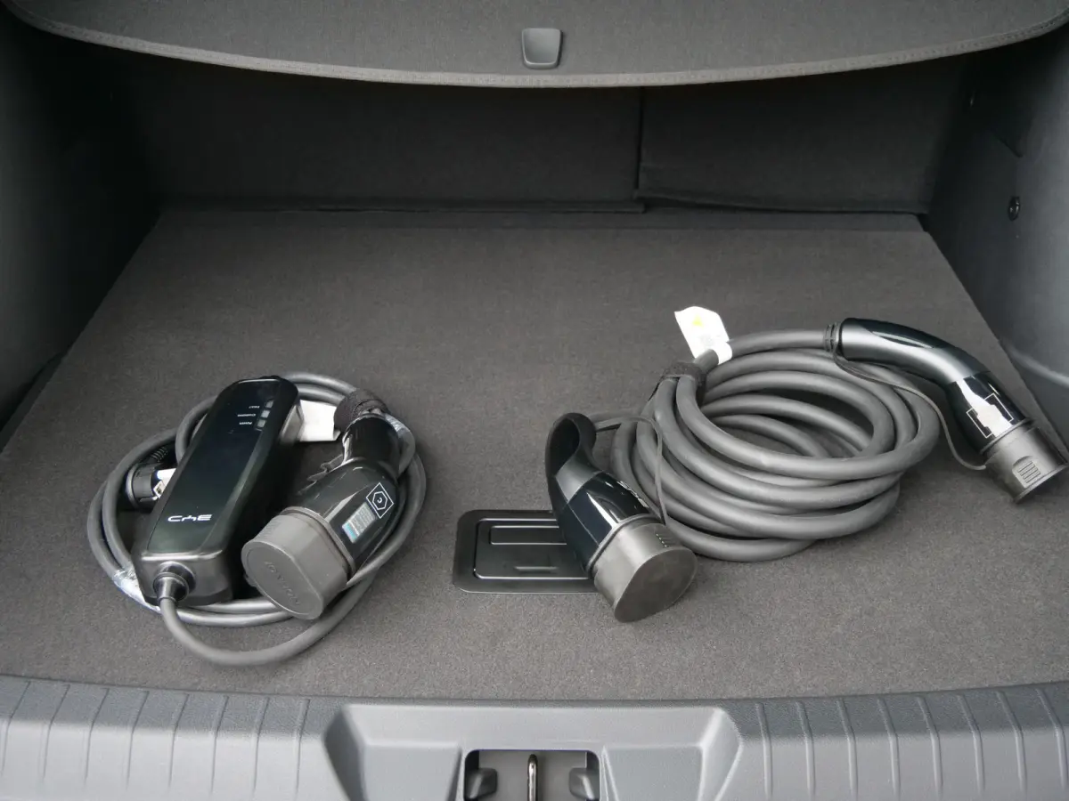 1.5 DM-i FWD Comfort 218 Pk 26,6 kWh PHEV Leder / Panoramadak / 125 km elektr. actieradius