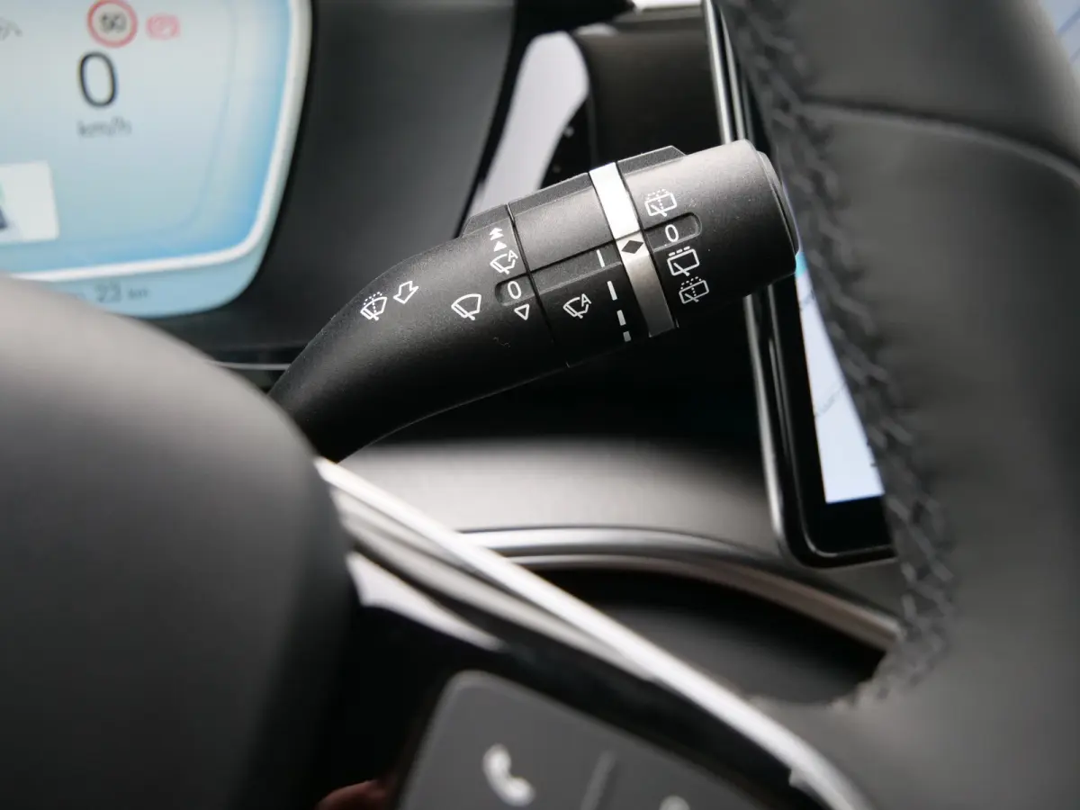 1.5 DM-i FWD Comfort 218 Pk 26,6 kWh PHEV Leder / Panoramadak / 125 km elektr. actieradius