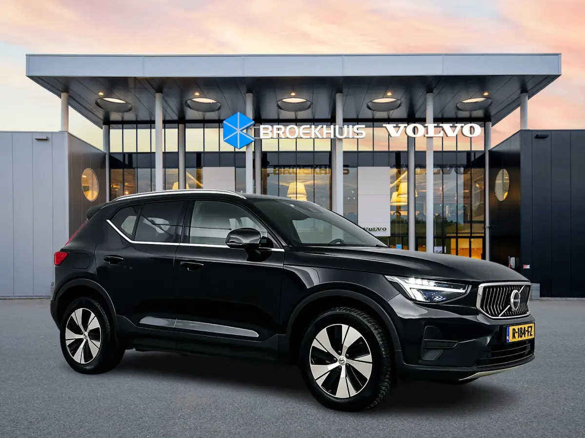 T4 Plus | 18" | Trekhaak | Harman Kardon | Elektr. verst. Stoelen | Stoel/Stuurverwarming | Adaptieve Cruise | BLIS | Keyless | Elektrische Achterklep | Parkeercamera
