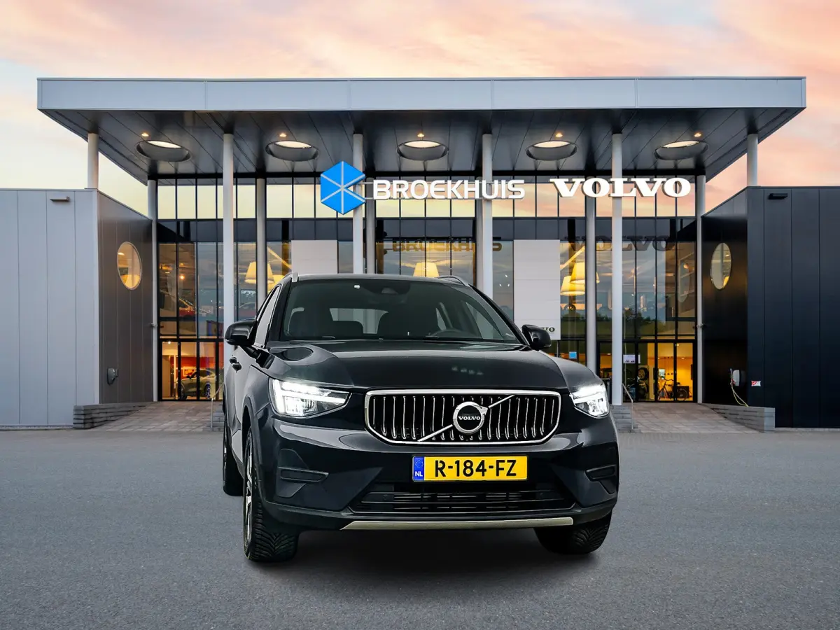 T4 Plus | 18" | Trekhaak | Harman Kardon | Elektr. verst. Stoelen | Stoel/Stuurverwarming | Adaptieve Cruise | BLIS | Keyless | Elektrische Achterklep | Parkeercamera