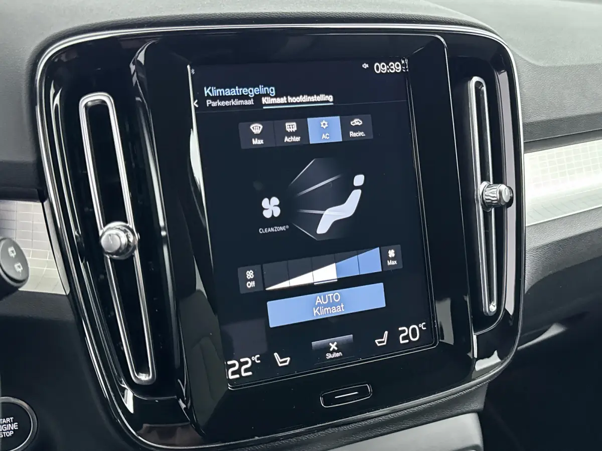 T4 Plus | 18" | Trekhaak | Harman Kardon | Elektr. verst. Stoelen | Stoel/Stuurverwarming | Adaptieve Cruise | BLIS | Keyless | Elektrische Achterklep | Parkeercamera