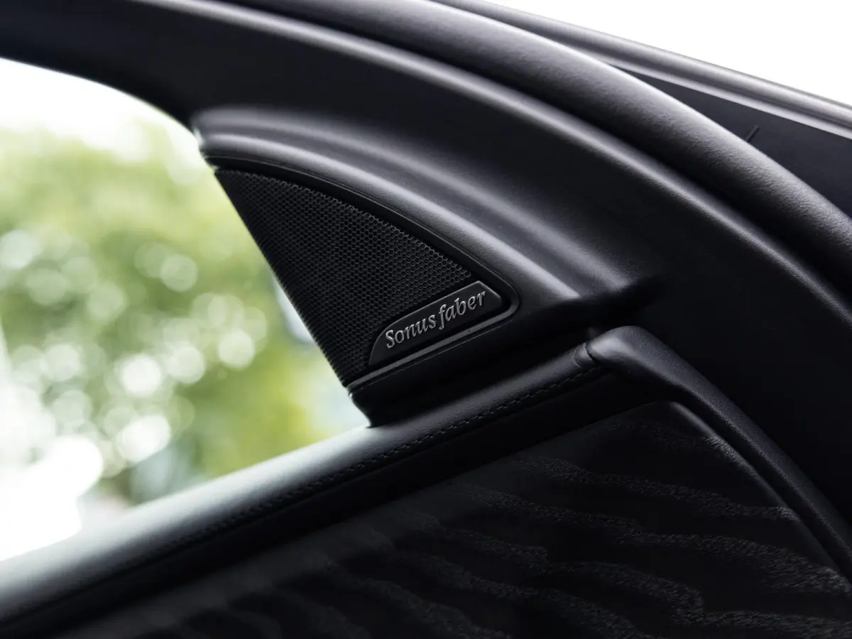 2.0 MHEV Modena | 330pk | panoramadak | 360 camera | sonus faber geluid systeem