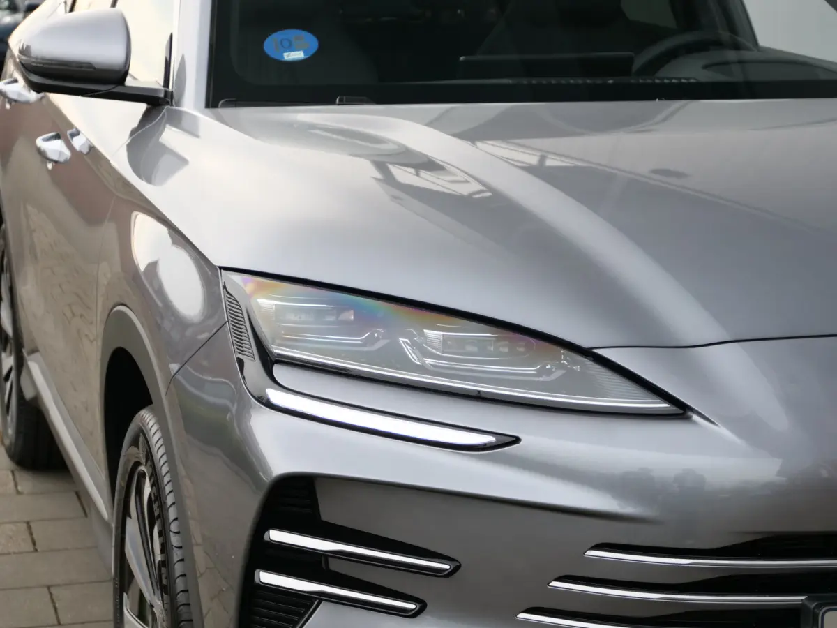 1.5 DM-i FWD Comfort 218 Pk 26,6 kWh PHEV Leder / Panoramadak / 125 km elektr. actieradius