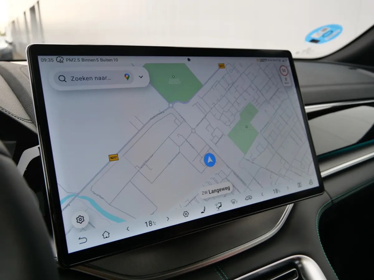 1.5 DM-i FWD Comfort 218 Pk 26,6 kWh PHEV Leder / Panoramadak / 125 km elektr. actieradius