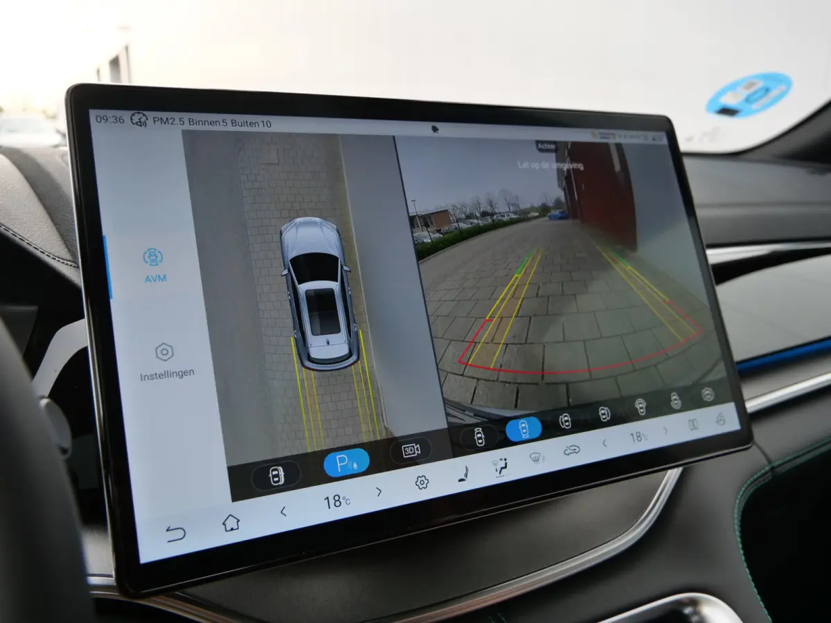 1.5 DM-i FWD Comfort 218 Pk 26,6 kWh PHEV Leder / Panoramadak / 125 km elektr. actieradius