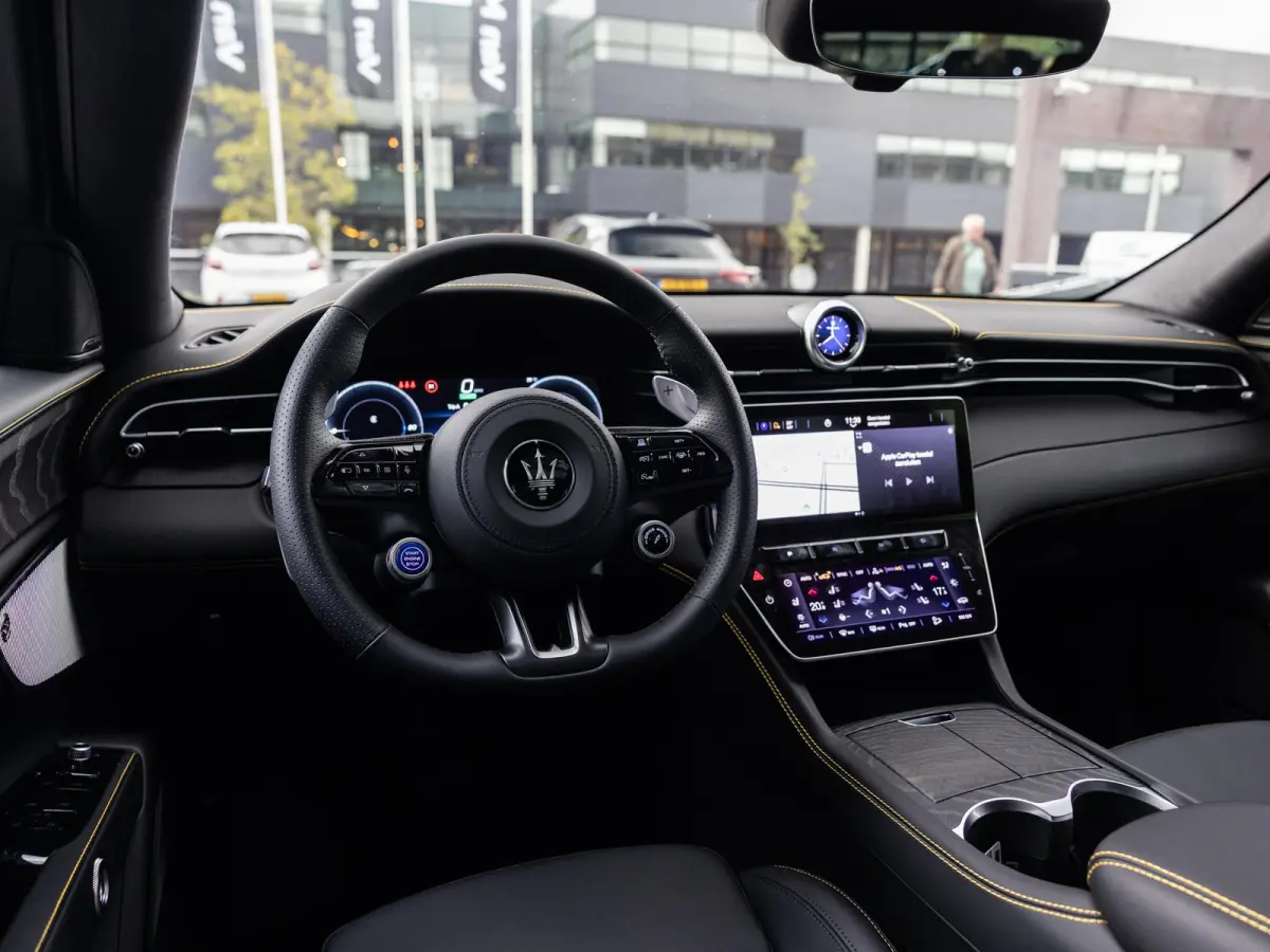 AWD Folgore 105kWh | 550pk | panoramadak | 360 camera | sonus faber geluid systeem