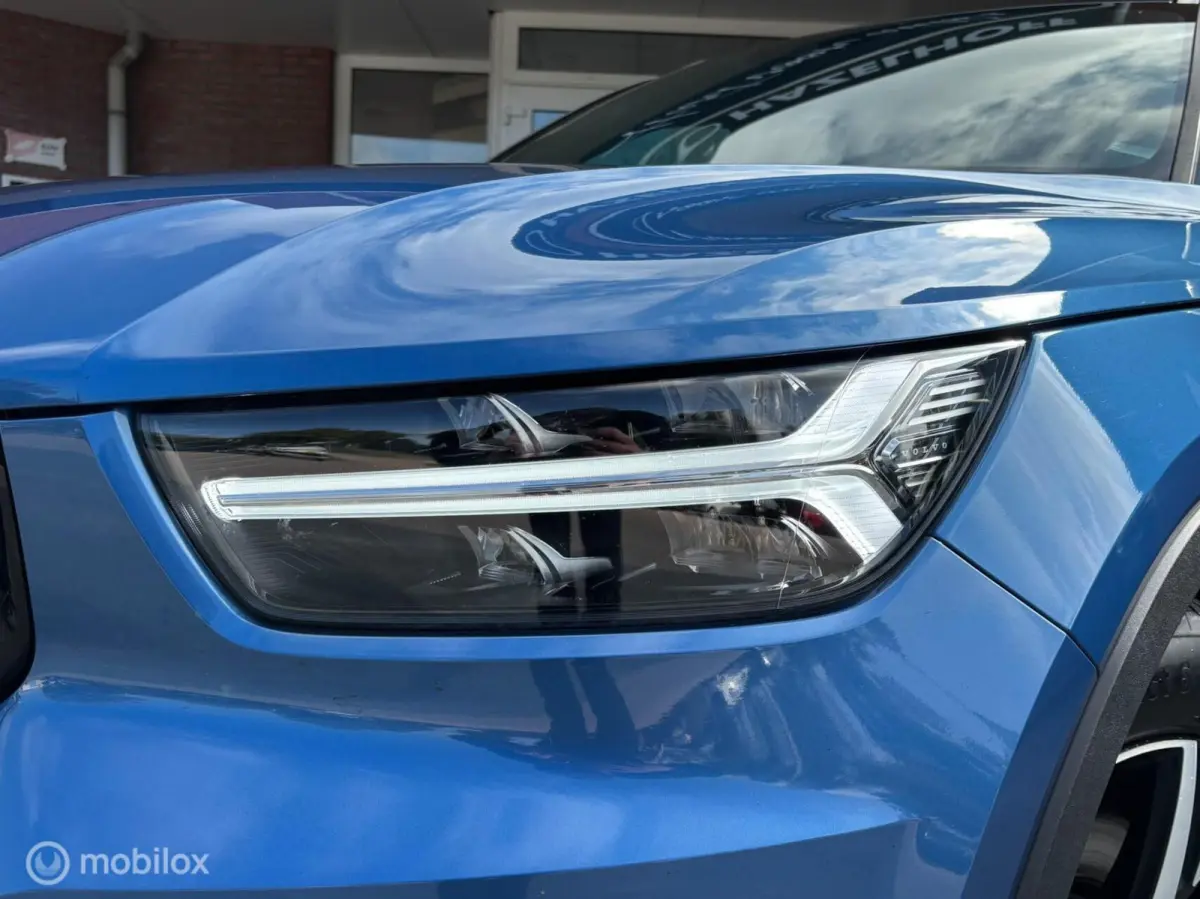 2.0 D4 AWD R-Design | Automaat | Schuif/kanteldak | Uitklapbare Trekhaak met 2100Kg trekgewicht!