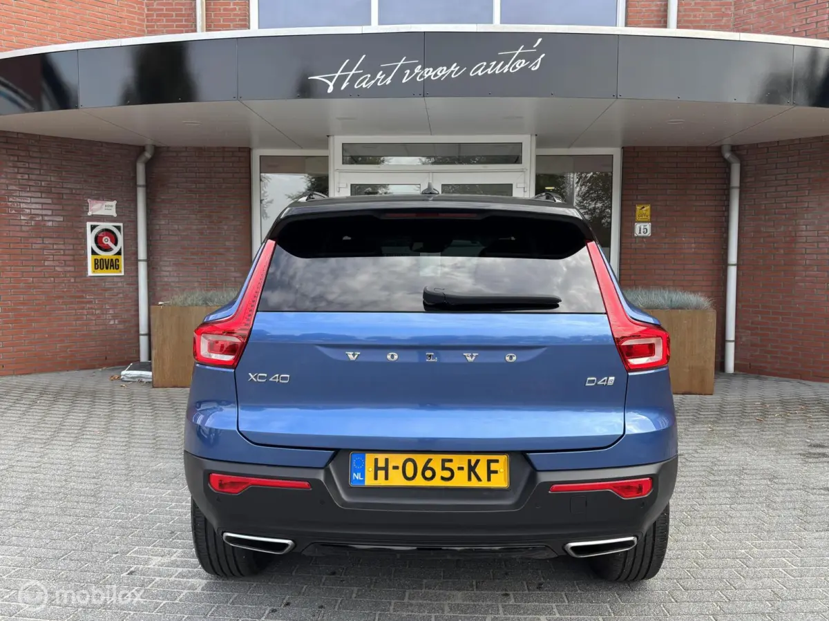 2.0 D4 AWD R-Design | Automaat | Schuif/kanteldak | Uitklapbare Trekhaak met 2100Kg trekgewicht!