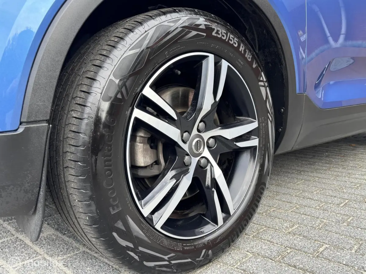 2.0 D4 AWD R-Design | Automaat | Schuif/kanteldak | Uitklapbare Trekhaak met 2100Kg trekgewicht!
