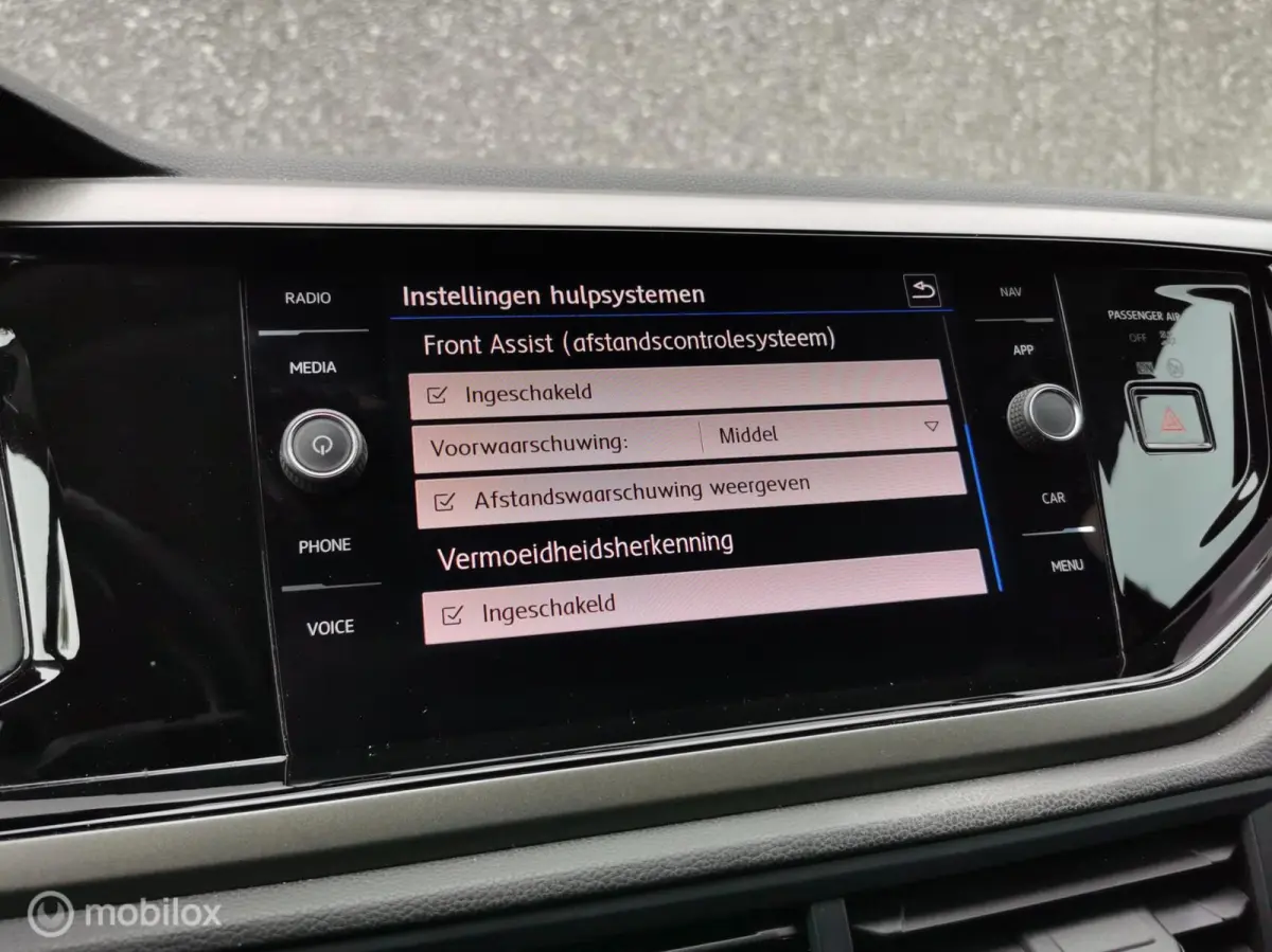 1.0 TSI COMFORTLINE/95PK/DSG/ACC/NAV/PDC/VOL