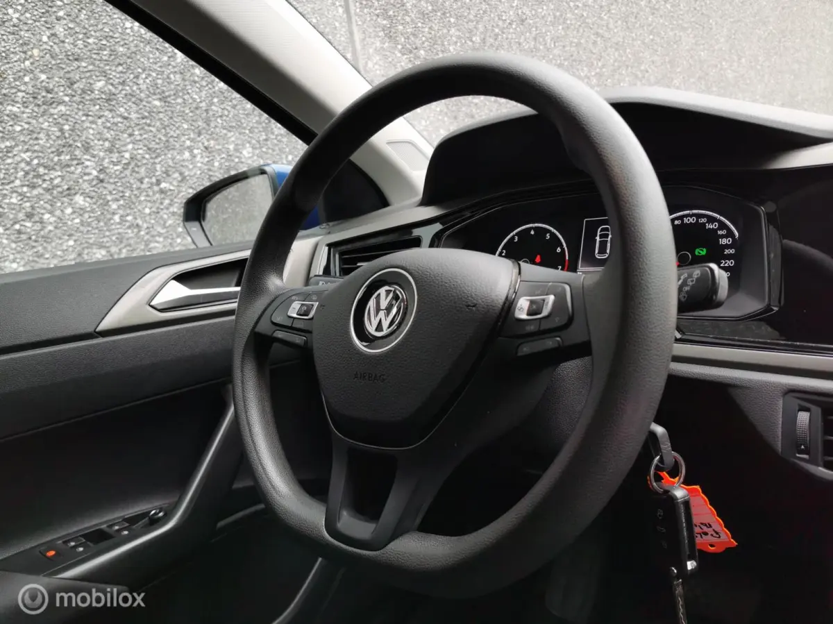 1.0 TSI COMFORTLINE/95PK/DSG/ACC/NAV/PDC/VOL