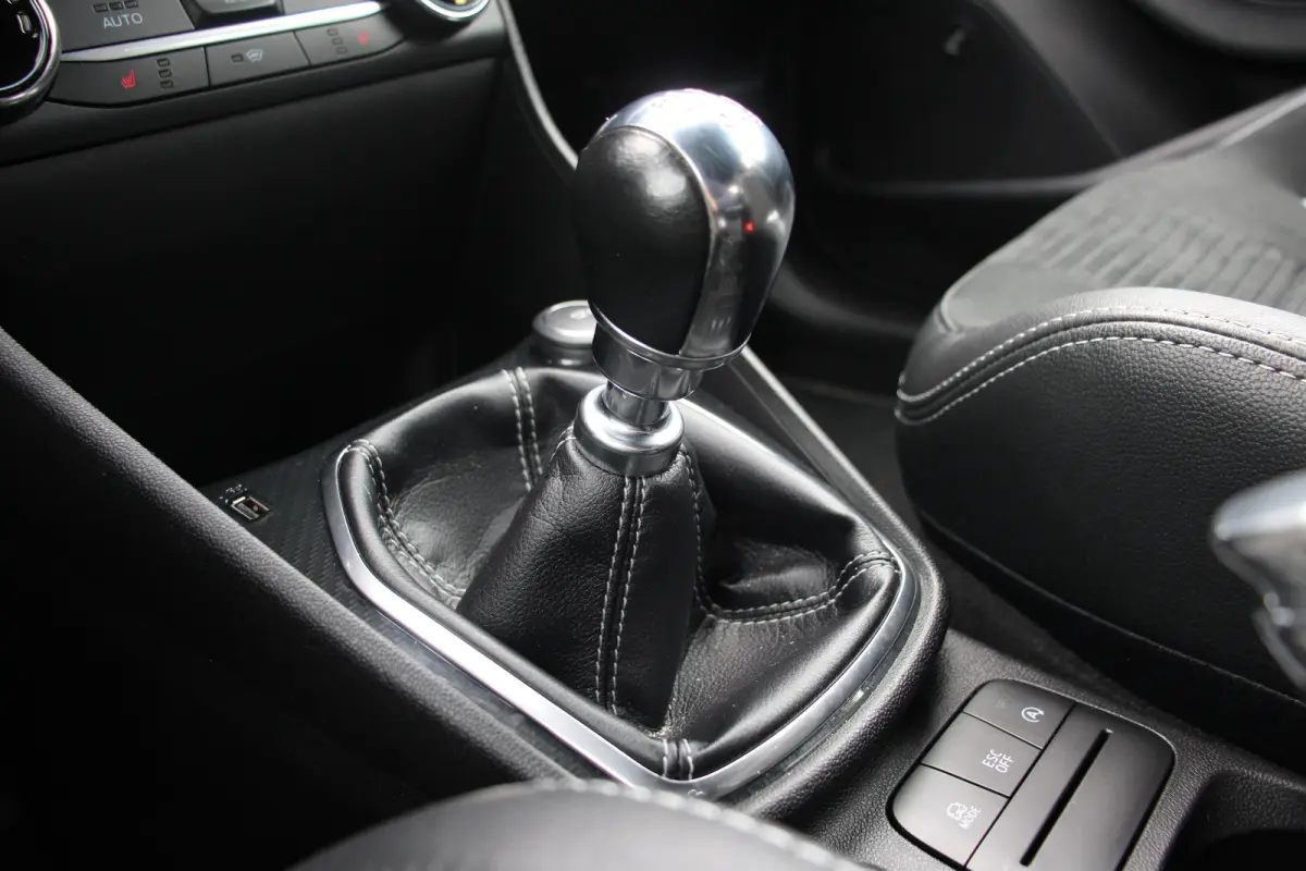 1.5EcoBoost 200pk ST-3 NL-auto! | Winter Pack | B&O | Navi | Camera | Full LED |