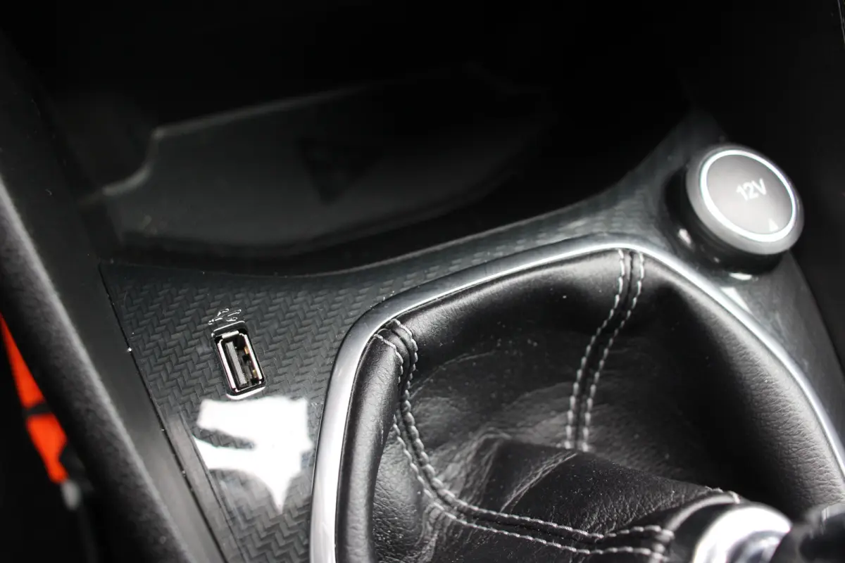 1.5EcoBoost 200pk ST-3 NL-auto! | Winter Pack | B&O | Navi | Camera | Full LED |