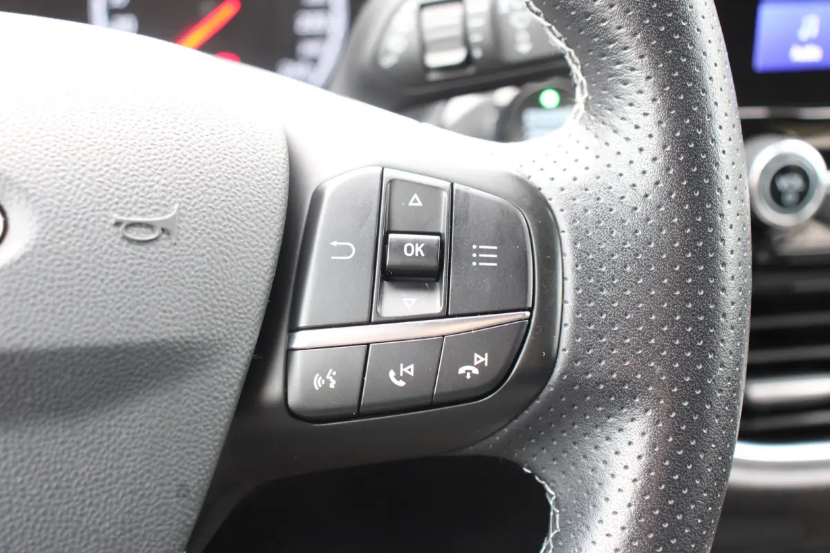 1.5EcoBoost 200pk ST-3 NL-auto! | Winter Pack | B&O | Navi | Camera | Full LED |