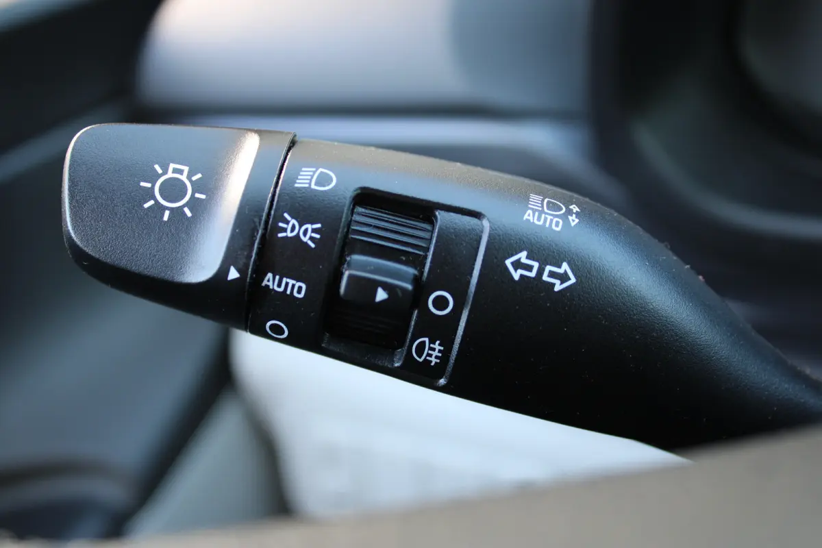 | Achteruitrijcamera | Airco (automatisch) | Airco (automatisch)