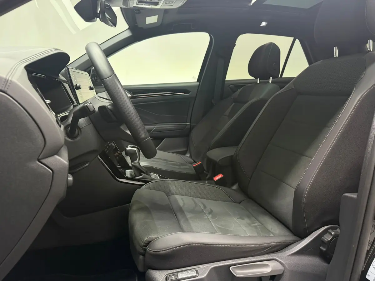 2.0 TDI Full Option|Pano|IQ|Camera|Keyless|