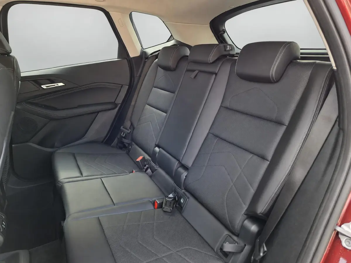 BMW 218i | 360° Camera | Head-Up Display | Leder | NL Auto | Rijklaarprijs BMW 2-serie Active Tourer 218i | 360° Camera | Head-Up Display | Leder | NL Auto | Rijklaarprijs